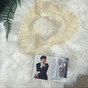 Fantastic Antique Lace Collar c 1930